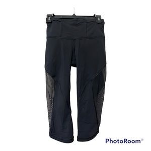 Lululemon Cropped Active Leggings